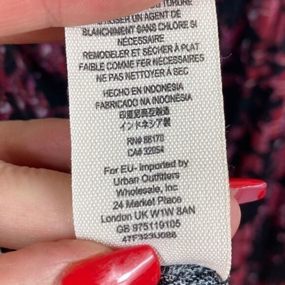 Free People Red Black Cold Shoulder Top - Picture 3 of 10